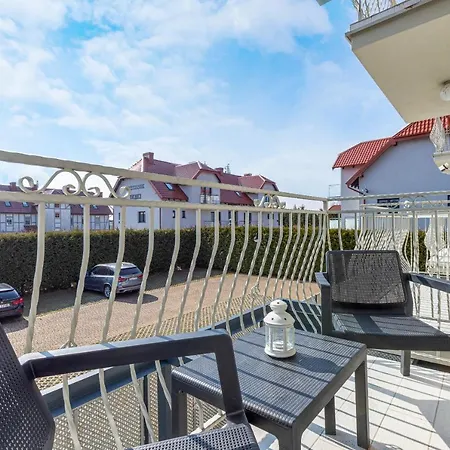 Liliowa Seaside Apartments By Noclegi Renters Dębki Exteriér fotografie